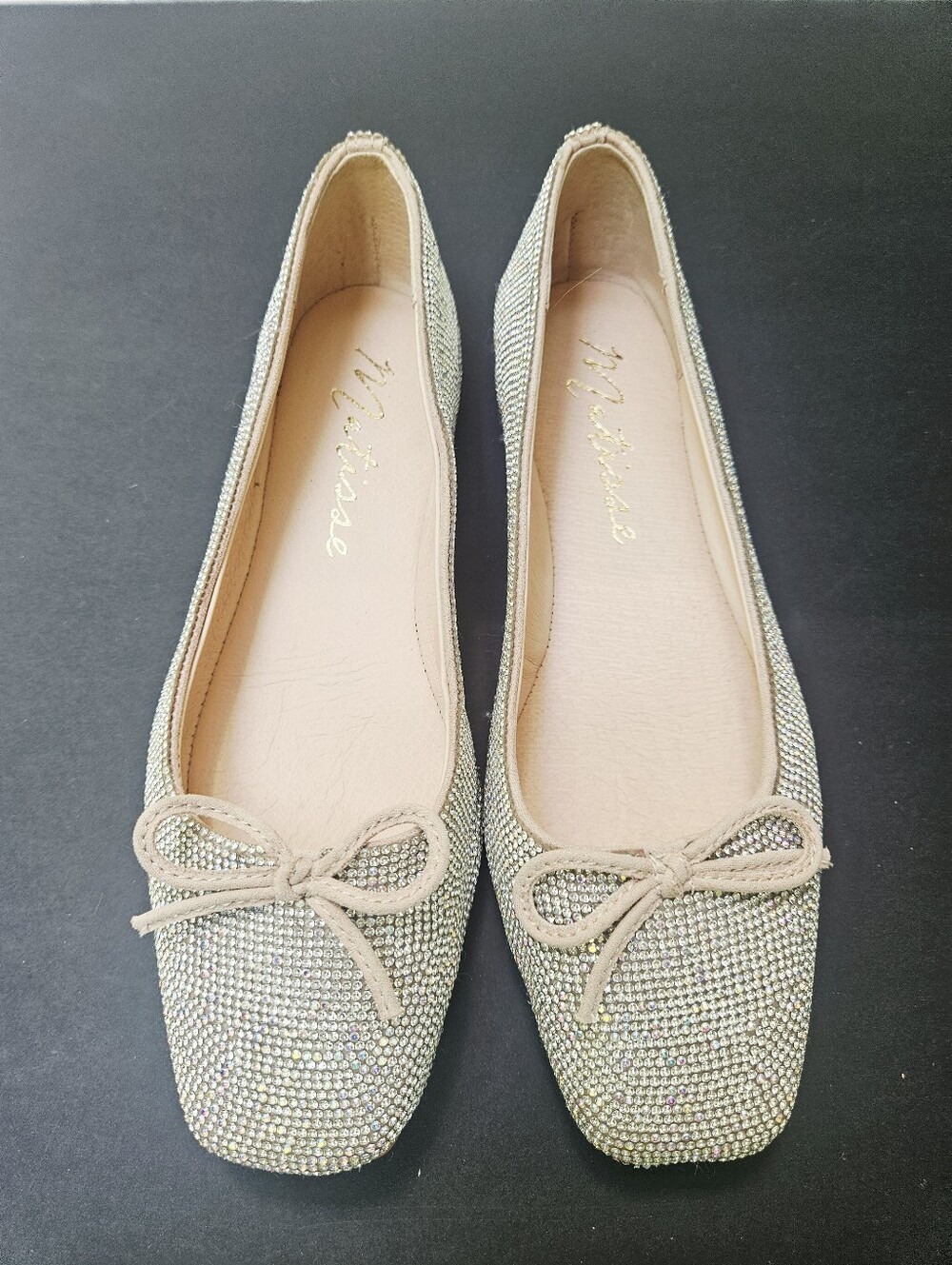 Matisse Roxy Silver Rhinestone Ballet Flats Women's Size 8M Sparkle Slip-On Shoe